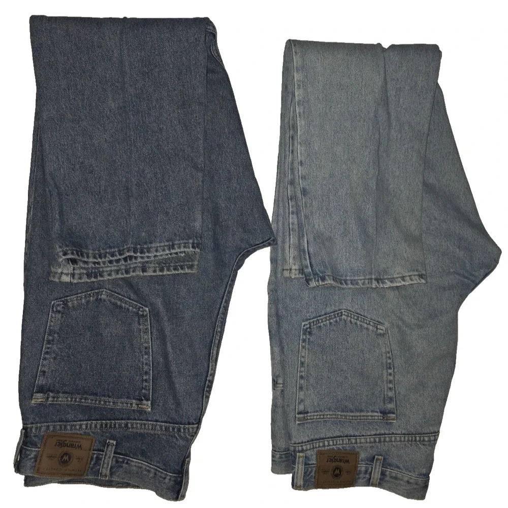 Lot of 2pcs Wrangler Men’s Blue Straight Leg Casual Style Jeans Size 40x32 M020 - Picture 5 of 16